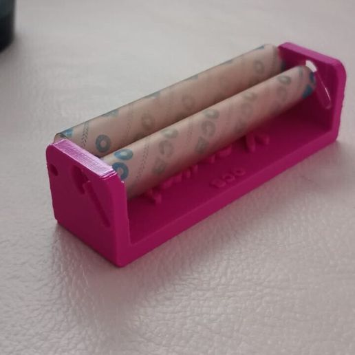 cigarette pose Attractive Woman In Elegant Dress Holding Cigarette While Posing On Black  Background Stock Photo, Picture and Royalty Free Image. Image 145635304