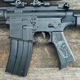 AWARNING: NOTATOY, MISUSE OR CARELESS USE MAY CAUSE SERIOUS TRJURY ORDEATH, BEFORE USING, READ OWNER'S MANUAL AVAIL ABLEFREE ATCROSMAN.COM, DPMSand PANTHER ARMS ere trademarksused under license from RABrands, LLCby Crosmancorporetion. } yooriose AR15 "NEUTRAL" GRIP GIGER BIOMECHANICAL