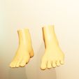 feet1.jpg Pied gauche et pied droit