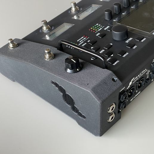Fractal Audio Systems FM3 – Chicago Music Exchange