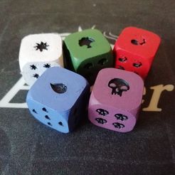 IMG_20240223_113934.jpg D6 dices with Magic Mana Symbols