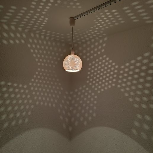 IMG_20231217_174627.jpg deckenlampe fußball, fußball deckenlampe, fußball lampe wand, fussball wandlampe, wandlampe fussball, wandleuchte fussball, wandleuchte fußball, deckenleuchte fußball, fussball lampe decke, fußball deckenleuchte, fussball leuchte, MIRESISTOR fussball