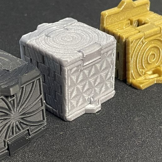 738A8A64-BE83-448D-B83F-04051E13E70E.jpeg Mystery Cube - Cubo plegable de 30 mm para imprimir en el lugar