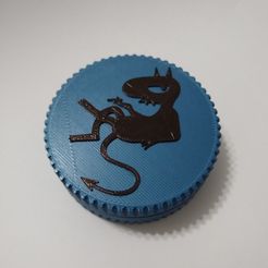 IMG_20210814_200906023.jpg Free STL file Customizable Grinder・3D printing model to download