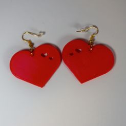 Herzohringevoll.jpg Free STL file Heart earring with small hearts・3D print model to download