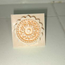 WhatsApp-Image-2023-09-29-at-21.39.43.jpeg Archivo STL gratuito Sello Mandala・Idea de impresión 3D para descargar