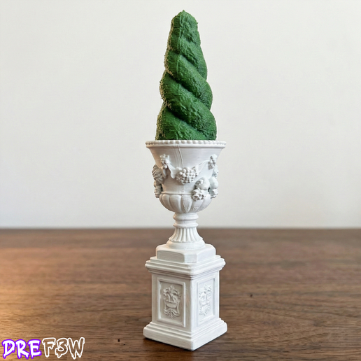 Elegant Garden Miniature: Roman Potted Shrub For Dioramas and Scale Models