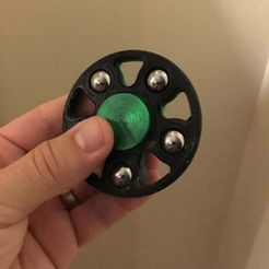 IMG_5206.jpg Free STL file fidget spinner circular・3D printer model to download