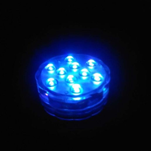 20181101_231519_HDR.jpg Tetrahedron RGB lamp