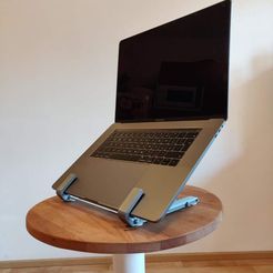 ced1957f8129b9e601ba25bff9a5887f_display_large.jpg Free STL file Macbook Pro Retina 13" and 15" desktop stand・3D printer design to download
