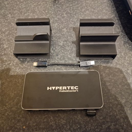 20220424_000852~2.jpg Steam Deck Stand USB Hub