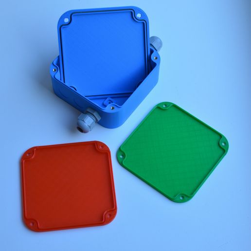 DSC_3288.jpg Abzweigdose - Elektrisch IP65, 100x100x44 mm