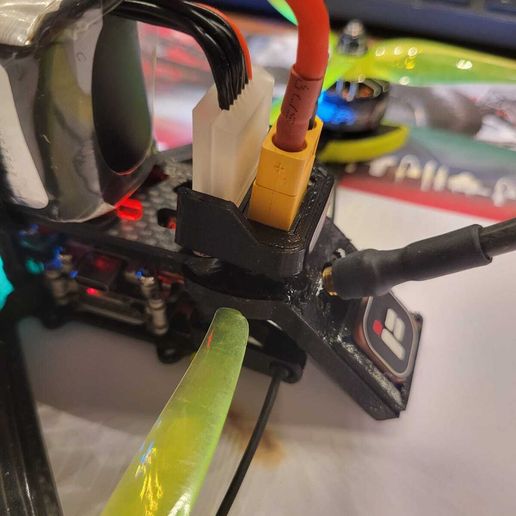 WhatsApp-Image-2025-01-12-at-17.56.18-3.jpeg Lipo balancing connector