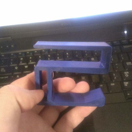 IMG_20150324_232025.jpg Headphone Hook - 17.1 MM