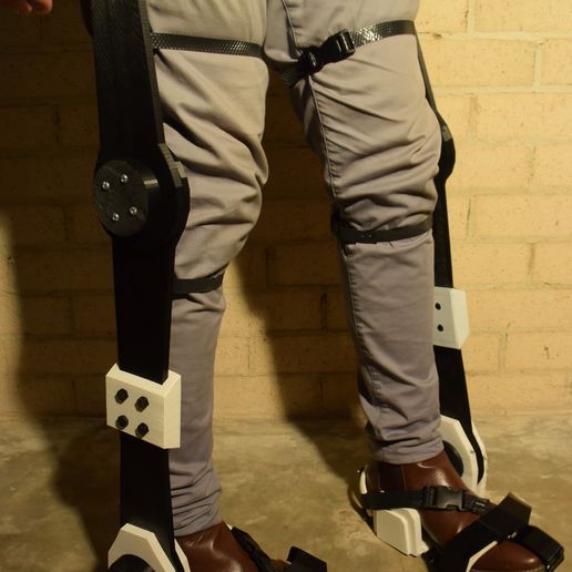 DSC_3826.JPG 3D Printed Exoskeleton Legs & Feet - STL Files