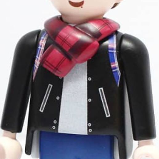 Custom Winter Muffler (Scarf) for Playmobil