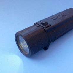 Linterna001.jpg Flashlight 18650 with charger TP4056.