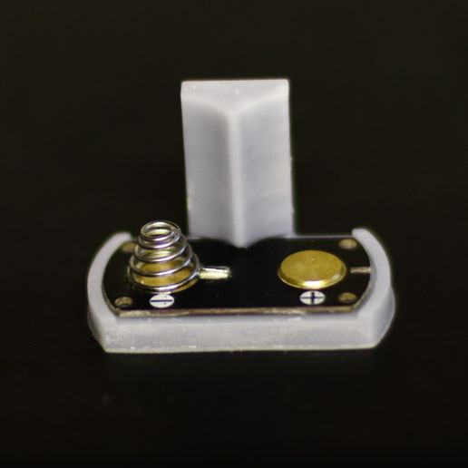 Feiyu Tech ジンバル　AK 2000 電池カバー部分破損有 🔋 Feiyutech AK2000 replacement for battery compartment cover