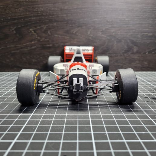🚗 1993 MCLAREN MP4/8 V1.0・ 3D File for 3D printing・Cults