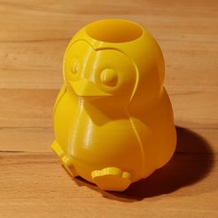 IMG_20230325_223950.jpg OBJ file Penguin Vase or Lamp Shade・3D printer design to download