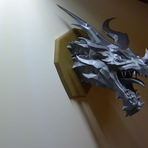 84b5ad5c7d0c2b6941453e464747b0ef_display_large.JPG Skyrim Alduin Dragon wall Trophy