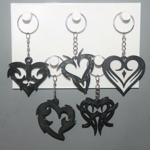 5 Tribal Heart Keychains 3D model