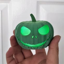 720X720-20180928-170104.jpg STL-Datei Jack Skellington Kürbis kostenlos・3D-Druck-Modell zum herunterladen