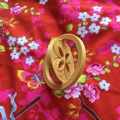 image.jpg Free STL file Butterfly spinner・3D print model to download