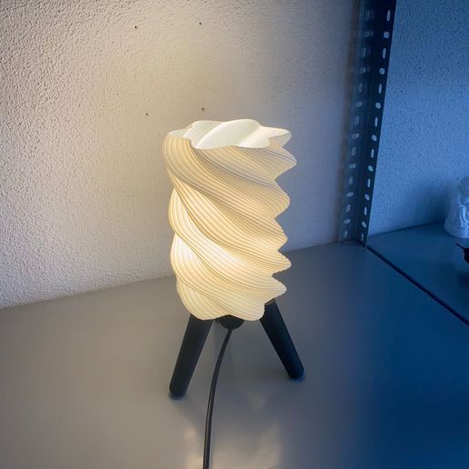 WhatsApp-Image-2024-05-29-at-15.02.54-2.jpeg MODERN NIGHT LIGHT 6