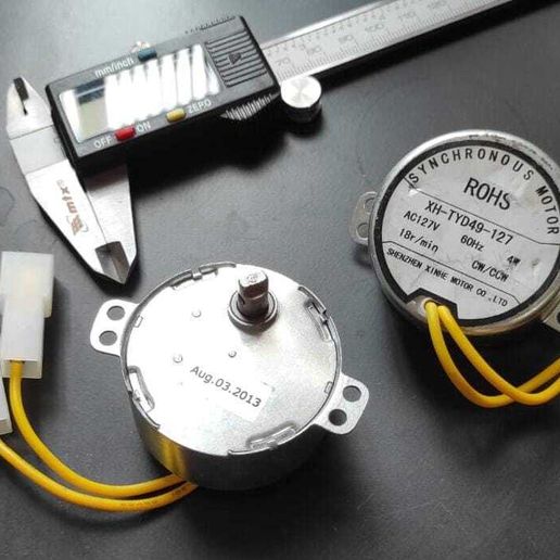 Base_04.jpg Swivel Base