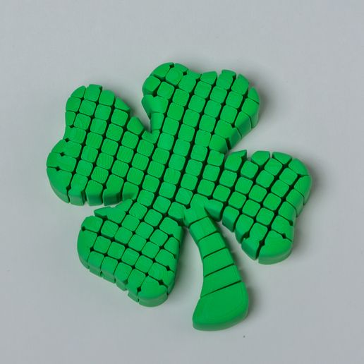 Floppy Shamrock - Articulated four leaf clover