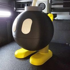 385526595_266214489781505_2831083390492547257_n.jpg Super Mario Bob-Omb Estuche para Nintendo Switch