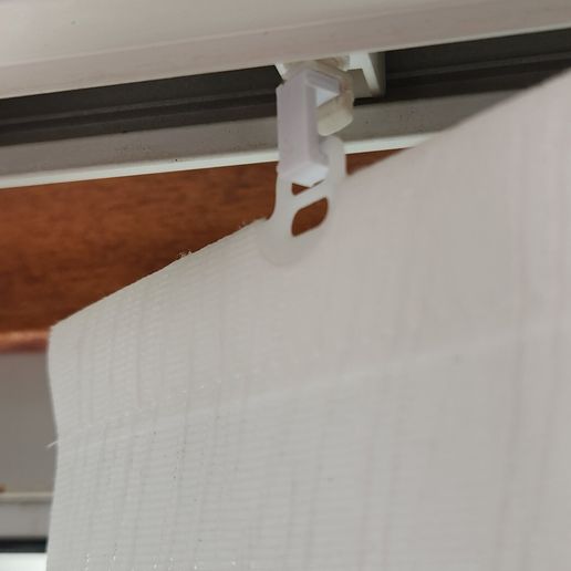 20251108_084328.jpg Сменный крючок для вертикальных жалюзи