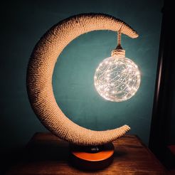 luna-finita.jpg desk moon lamp