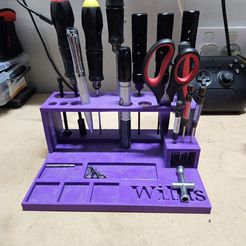 20230513_133204.jpg STL-Datei Großer RC WORKSTATION/TOOL HOLDER・3D-druckbares Modell zum Herunterladen