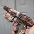 39995AD7-1244-4B38-87E8-DCD479F9B723.jpeg Fallout 76 - Crusader pistol