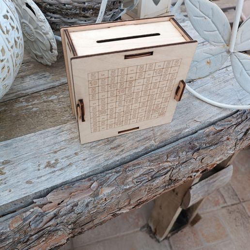 IMG_20240903_171527.jpg 💰 Premium Coin Bank – 500€ & 10,000€ Edition! 🏦✨