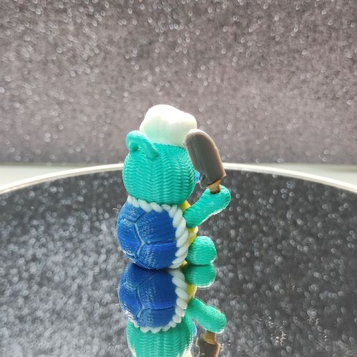 IMG_20241104_192733.jpg La tortuga chef (llavero)