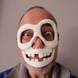 MASK-04.jpg Archivo STL Mascara de Calavera divertida para Halloween・Plan de impresión en 3D para descargar