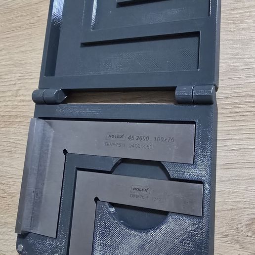 20250814_205607.jpg Try square with case