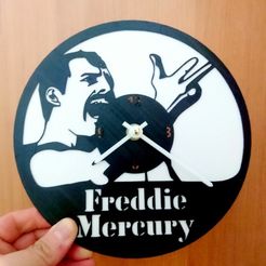 5c7c6a9dd8fe4e9cb834d7b5a58b47b5_display_large.jpg Archivo STL gratuito Reloj Queen Freddie Mercury・Design para impresora 3D para descargar