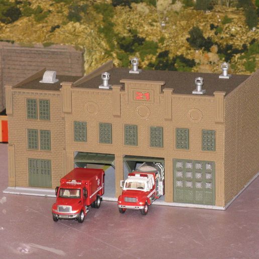 Fire_Station_21_006.JPG HO Scale Fire Station