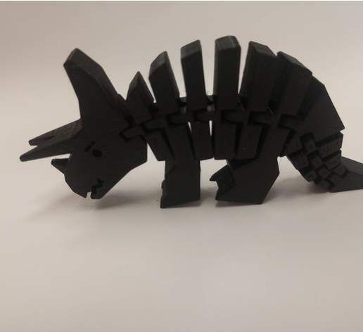 d366e235ca6dfc3f1d58edbc95ec8df6_preview_featured.jpg Triceratops Flexível