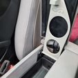 20220129_151957.jpg BMW e60 e61 cup-holder