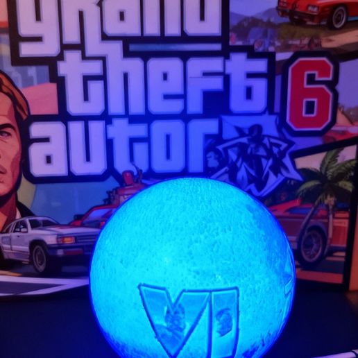Fortnite-Globe-Scene-3.jpeg GTA 6 Lithophane Globe (3-Image Edition) | 10cm Sphere + Base for 001 Puck Light | Internal Supports Only | STL with Commercial Licence
