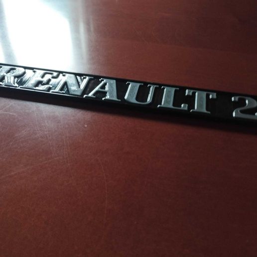 2.jpg RENAULT 21 EMBLÈME ARRIÈRE / ANAGRAMME