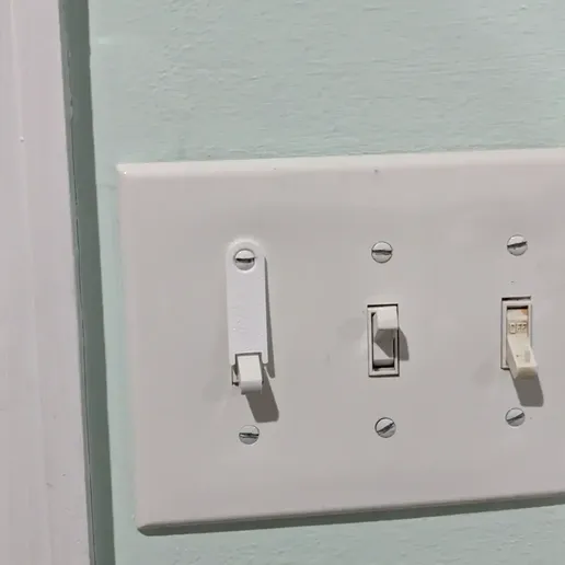 2024-04-12_4114456502401.webp Light Switch Guard Lock Full Cover and Minimal