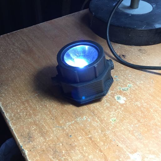 2018-03-01_11.54.13.jpg Fantasy XV Lantern