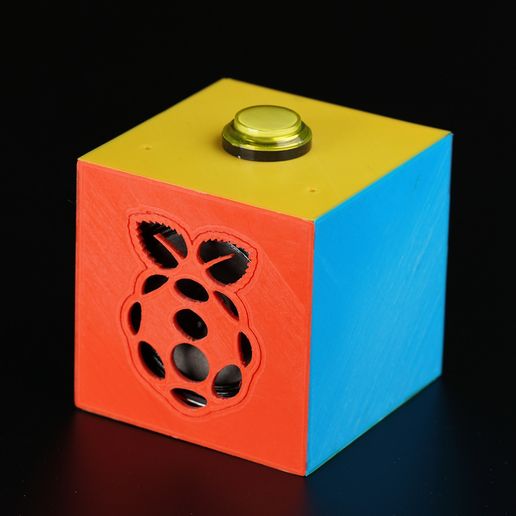 AIY2_0003_Perpective.jpg Google AIY Kit Box (tragbar)