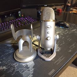 IMG_20200926_064040446.jpg Free STL file Blue Yeti Low Profile Stand・3D printing template to download